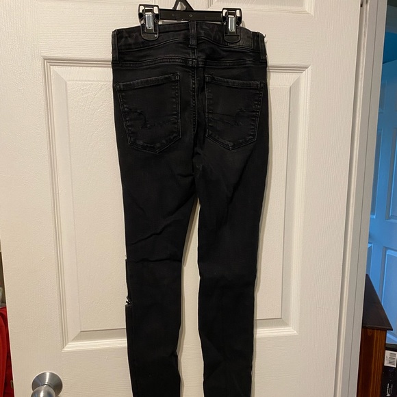 American Eagle Ripped High Rise Jegging - Picture 2 of 3